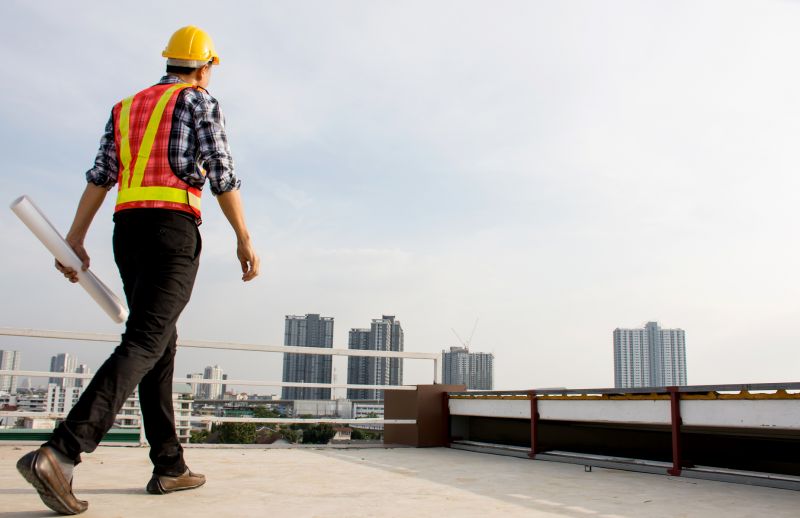 Best Industrial Roof Contractors Contractors in Freeport, ME